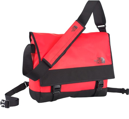 Base Camp Messenger Bag M TNF Red