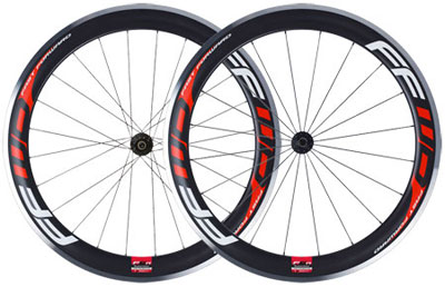 picture F6R (Clincher) Carbon Wielset Met DT240 Naaf
