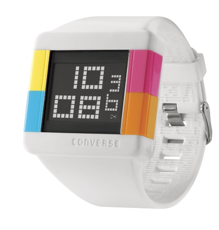 Highscore Digital White/Silver Horloge Unisex - Dit Converse horloge heeft een stoer, op video games geinspireerd display. De cijfers zijn goed leesbaar en de rubberen band voelt comfortabel aan.