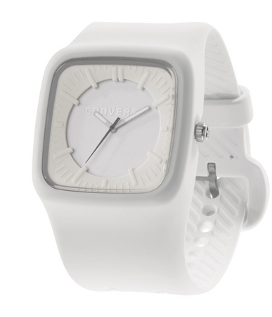 Clocked Silicon White Horloge Heren - Stijlvol Converse horloge met een vierkante kast. Dit fraaie horloge nodigt uit om dagelijks te dragen en is absoluut een accessoire waarmee je je outfit compleet maakt. Dankzij de silliconen band voelt het horloge comfortabel aan.