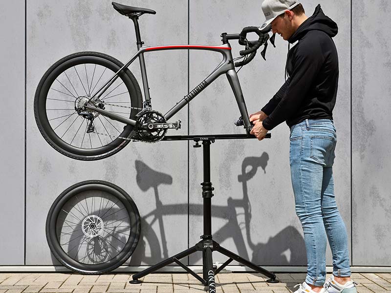 tweeling Niet verwacht vrachtauto Fiets montagestandaard kopen? FuturumShop!