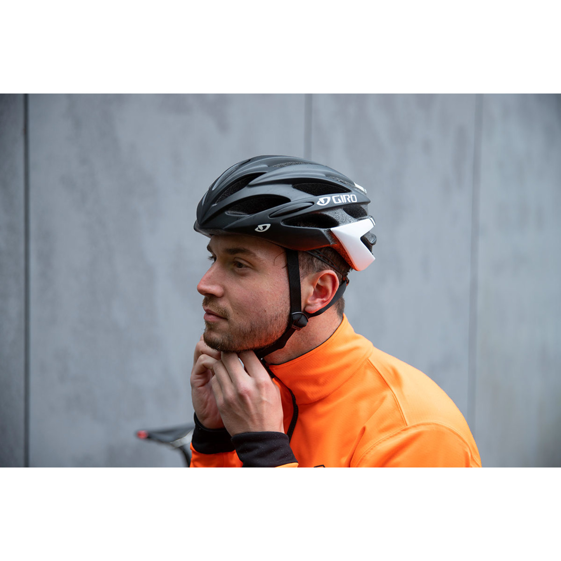 Giro Savant Race Fietshelm Mat Zwart/Wit koop je bij Futurumshop.nl