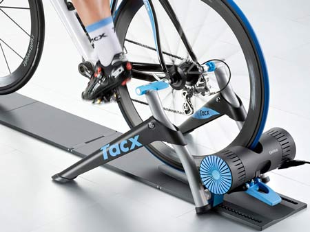 Tacx  i-Genius Multiplayer T2000 VR-Trainer