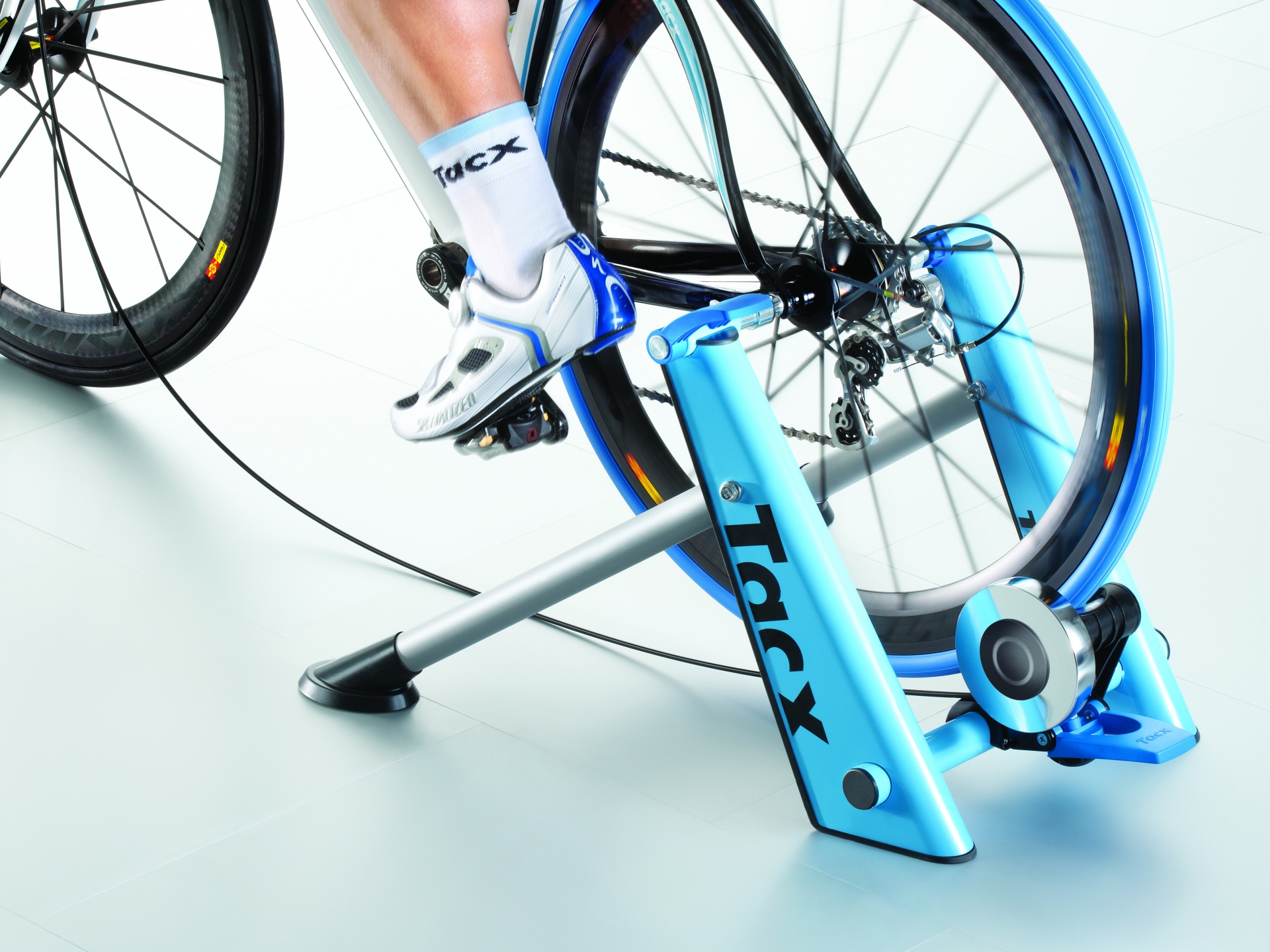 taart Vrijgekomen handleiding Tacx Blue Motion Fietstrainer T2600 koop je bij Futurumshop.nl