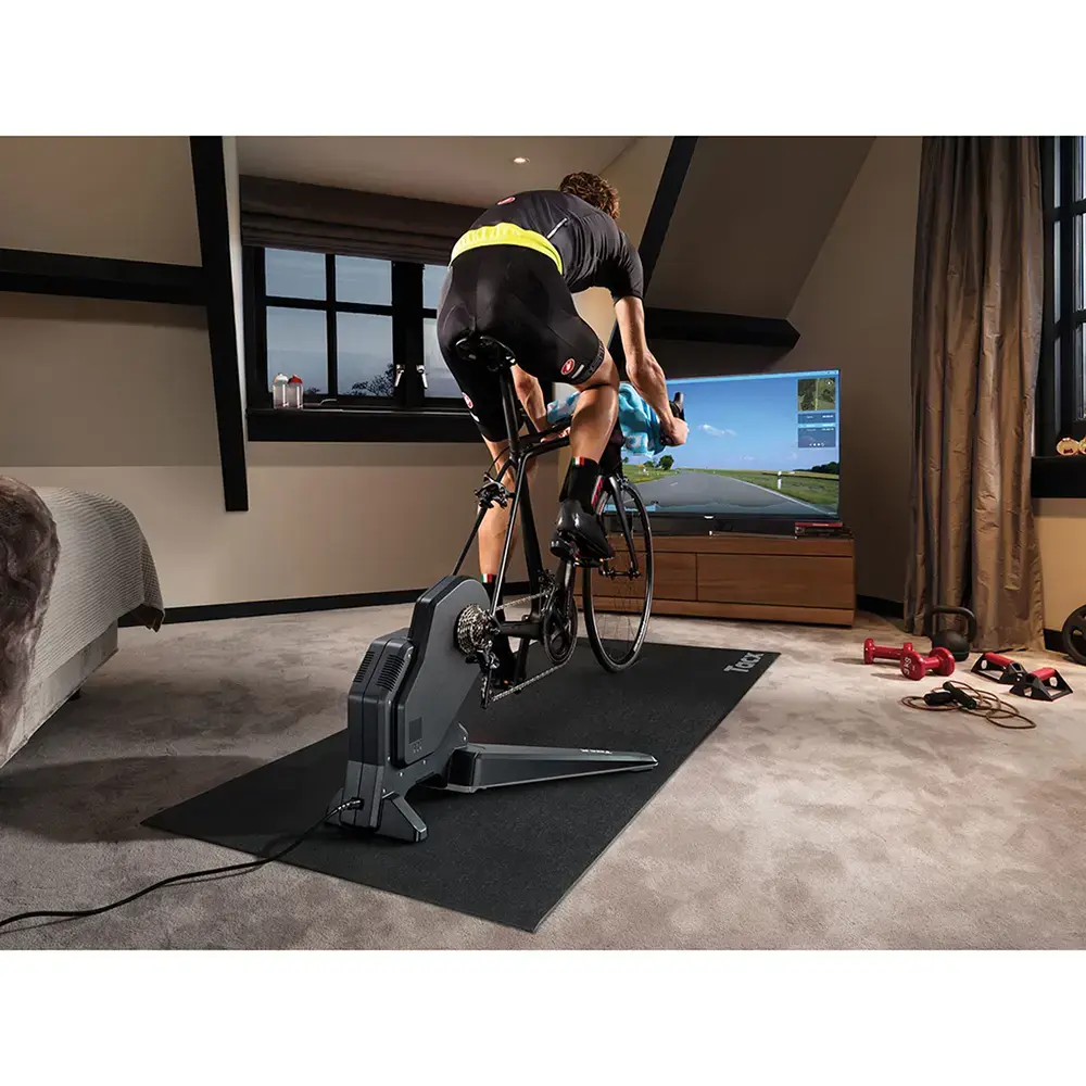 Tacx  FLUX S Smart Trainer T2900S.61