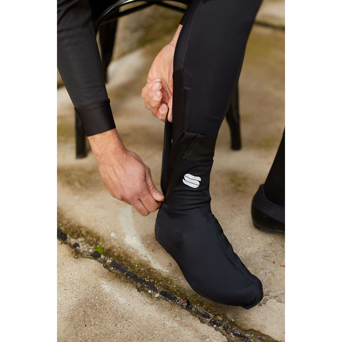 Sportful Fiandre Overschoenen Zwart Rood koop je bij Futurumshop