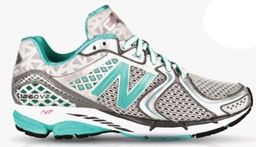 Etna Estadio vocal New Balance W1260 SC2 Silver Dames Hardloopschoen (Anti-pronatie) koop je  bij Futurumshop.nl