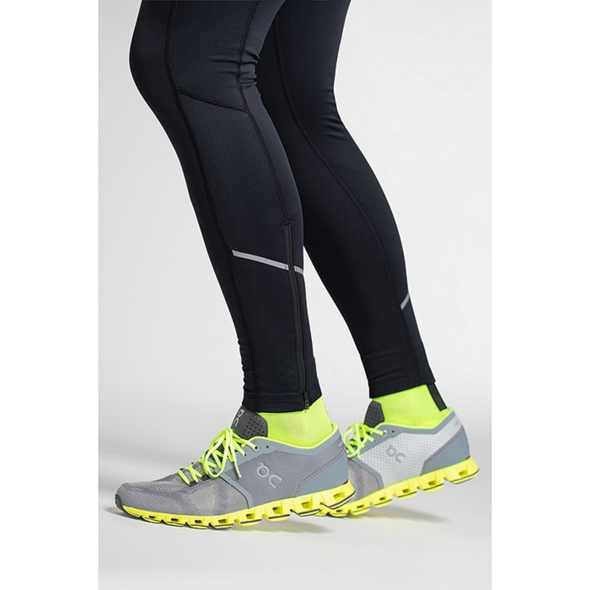 GORE Wear R3 Thermo Hardloopbroek Lang Zwart Heren koop je bij  Futurumshop.nl