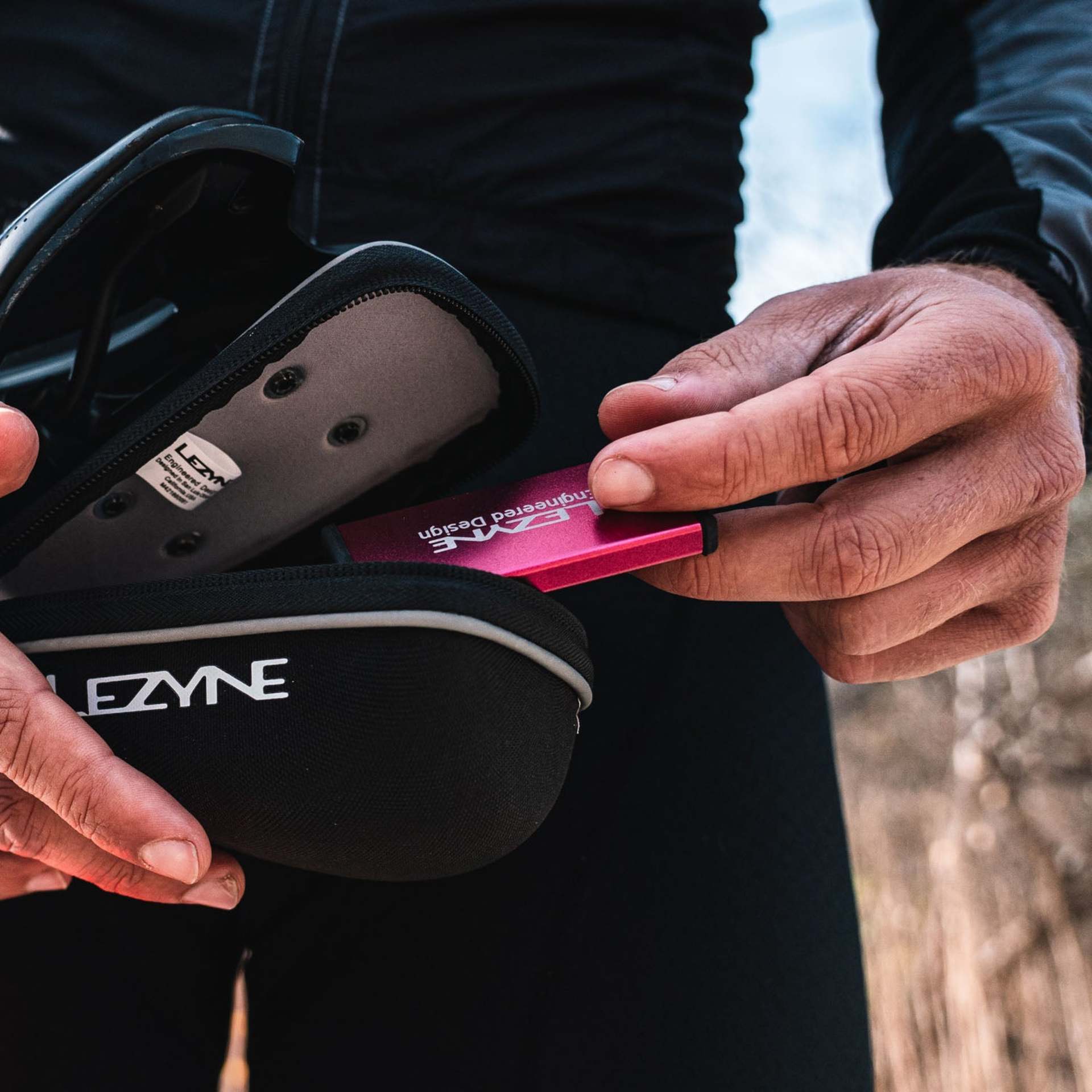 Lezyne Pod Caddy QR M Zadeltas Zwart