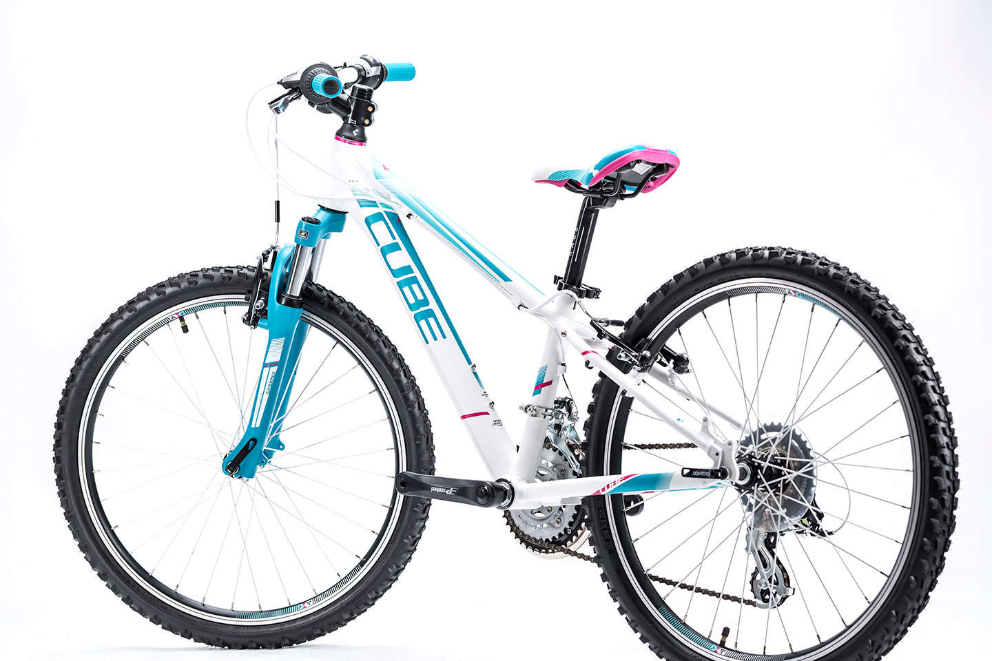 Overeenkomstig Verlengen Beneden afronden Cube Kid 240 Girl White´n´blue Kinder Mountainbike 24 inch koop je bij  Futurumshop.nl