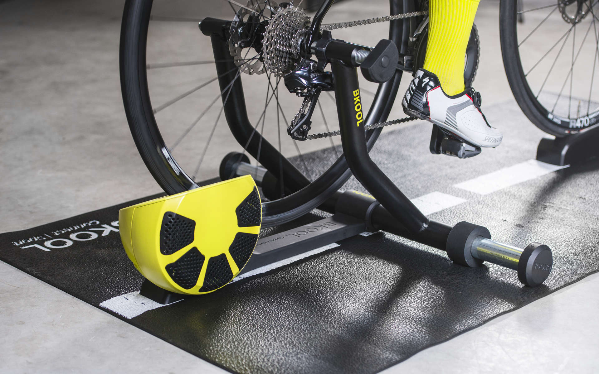 Bkool Pro II Trainer Smart Fietstrainer