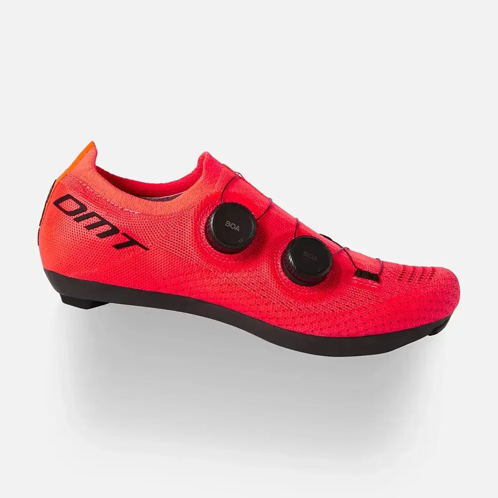 Tweedekans DMT KR0 Wielrenschoenen Rood Zwart Heren Maat 46 koop je bij Futurumshop